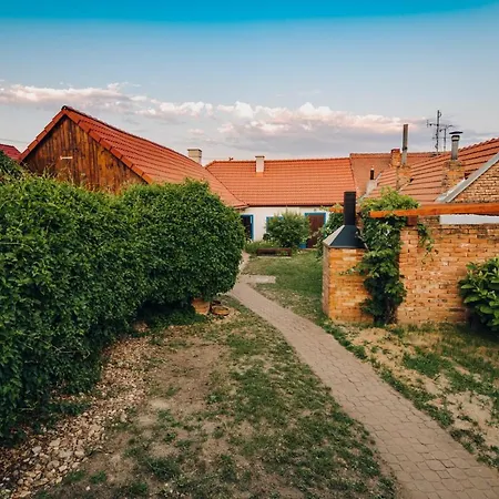 L Jizni Morava L Palava *